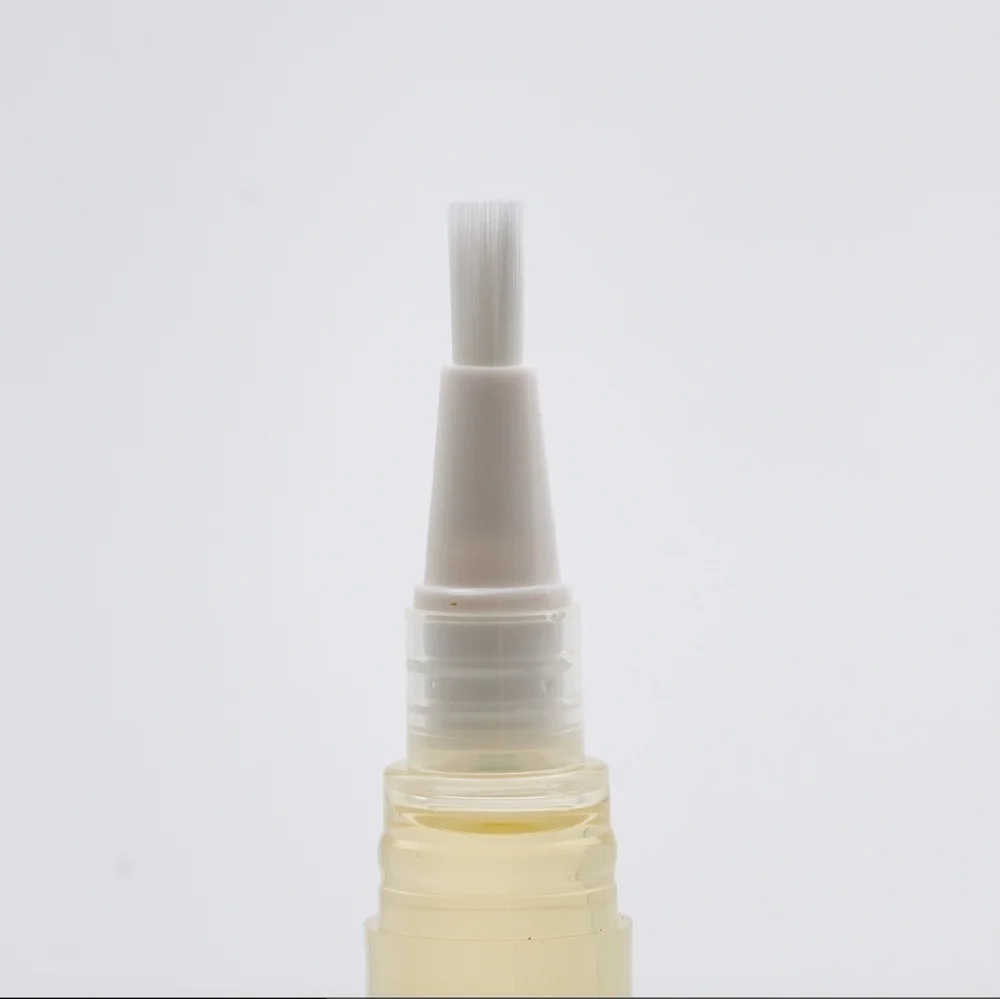 ☀️5/$25☀️ *NWT* Radiant Cosmetics Nail Growth Oil 0.10oz/3mL Vegan